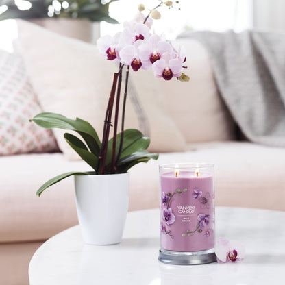 Yankee Candle Pink Sands Scented, Classic 22oz Large Jar Single Wick Candle, Over 110 Hours of Burn Time, Perfect for Creating Relaxing Atmosphere